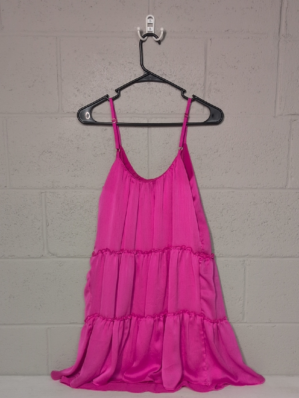 TRINA TURK Havsa Tiered Hot Pink Salamander Mini Dress Size XS, Summer Dress - Picture 5 of 8